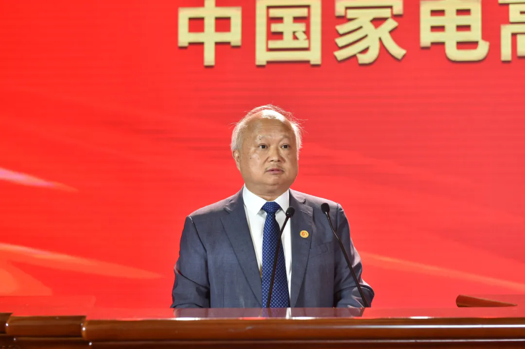 4.webp.png 4.webp.png