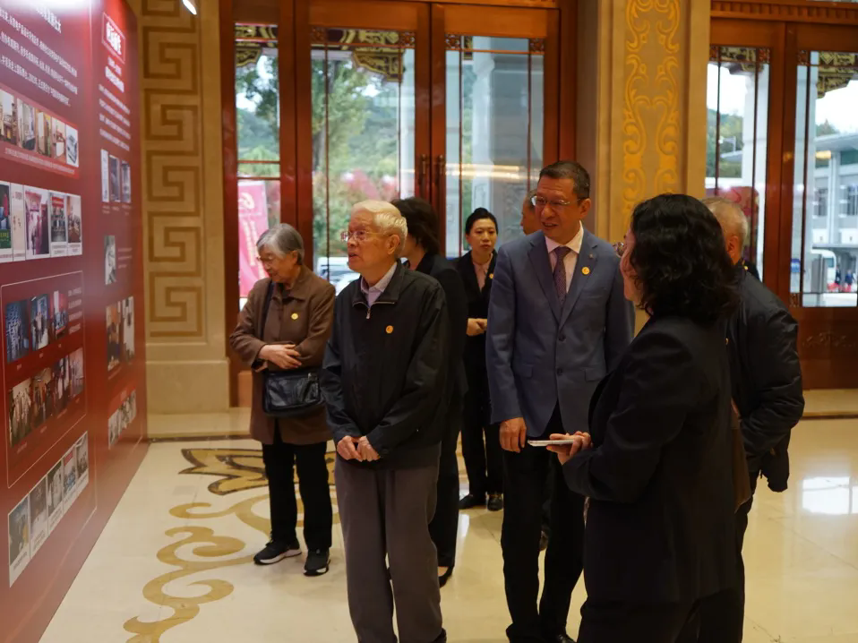 28.webp.png 28.webp.png